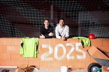 สองคนรวด! พี่เสือต่อสัญญา 